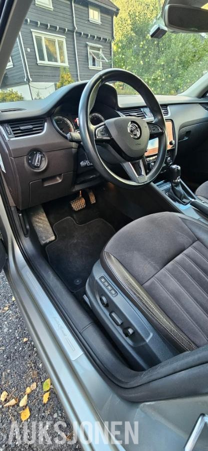 2018 SKODA OCTAVIA L&K 2,0 TDI 184hk 4x4 AUTOMAT, ACC, WEBASTO