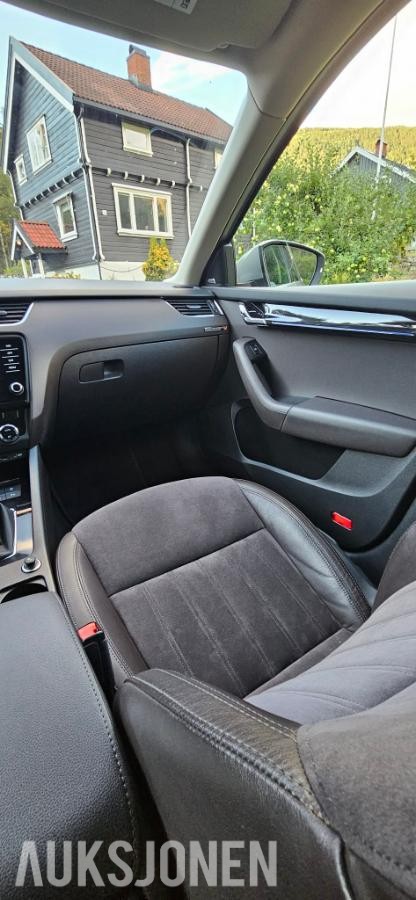 2018 SKODA OCTAVIA L&K 2,0 TDI 184hk 4x4 AUTOMAT, ACC, WEBASTO