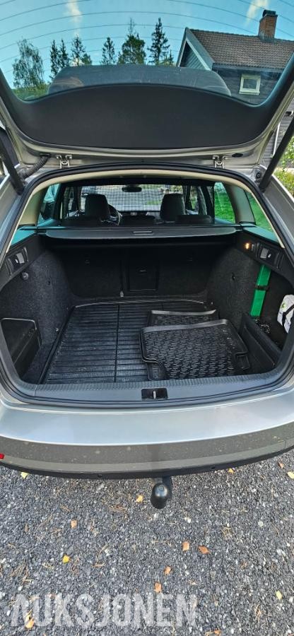 2018 SKODA OCTAVIA L&K 2,0 TDI 184hk 4x4 AUTOMAT, ACC, WEBASTO