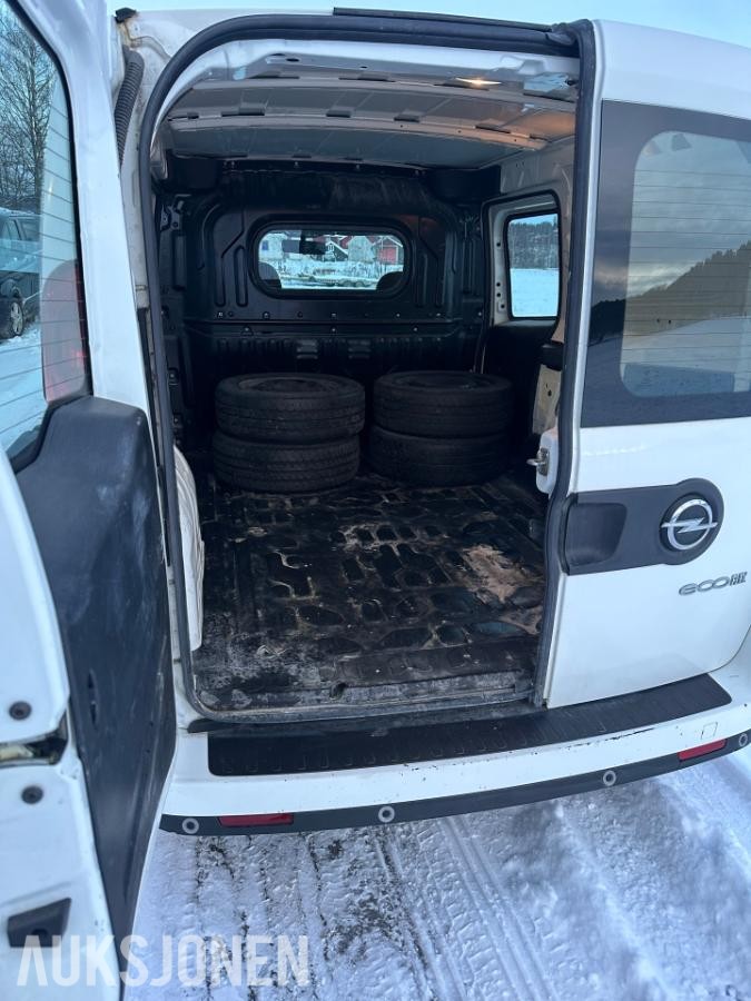 2016 Opel Combo 1.2-95 D / EU godkjent / 123000km