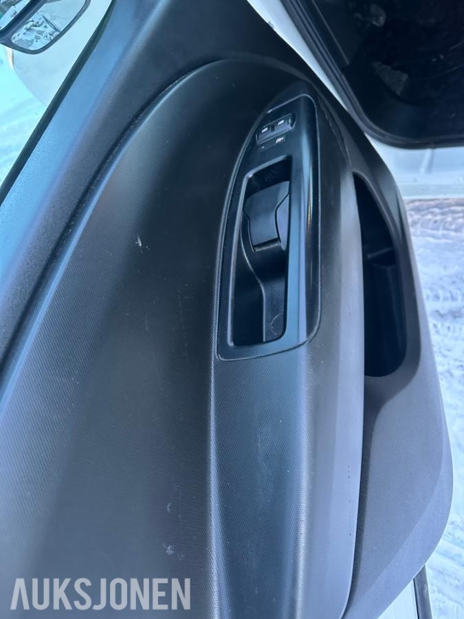 2016 Opel Combo 1.2-95 D / EU godkjent / 123000km