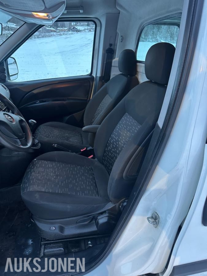 2016 Opel Combo 1.2-95 D / EU godkjent / 123000km