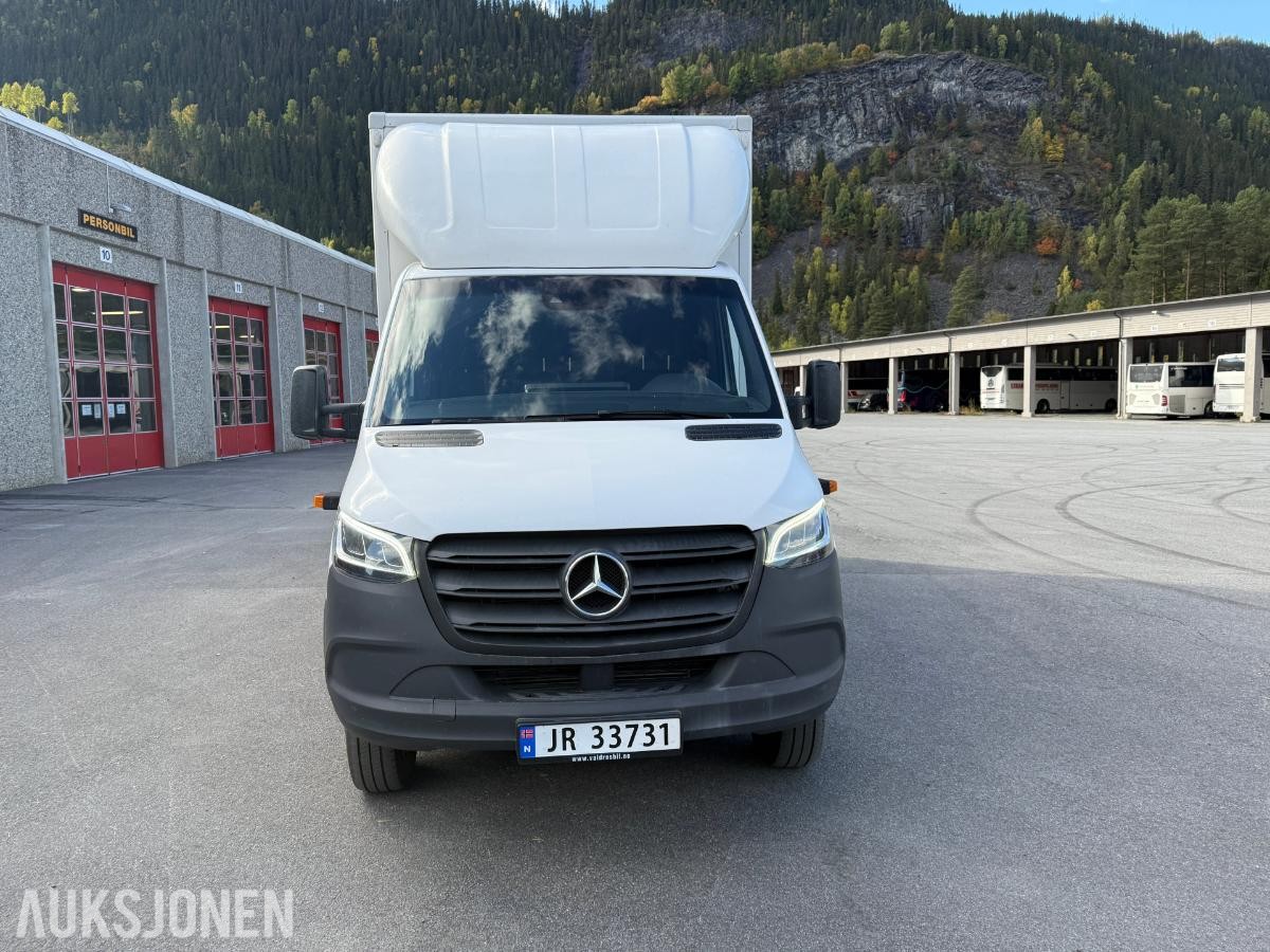 2019 Mercedes-Benz Sprinter m/8 Pallers skap og bakløfter 4WD
