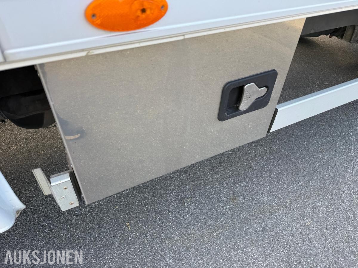 2019 Mercedes-Benz Sprinter m/8 Pallers skap og bakløfter 4WD