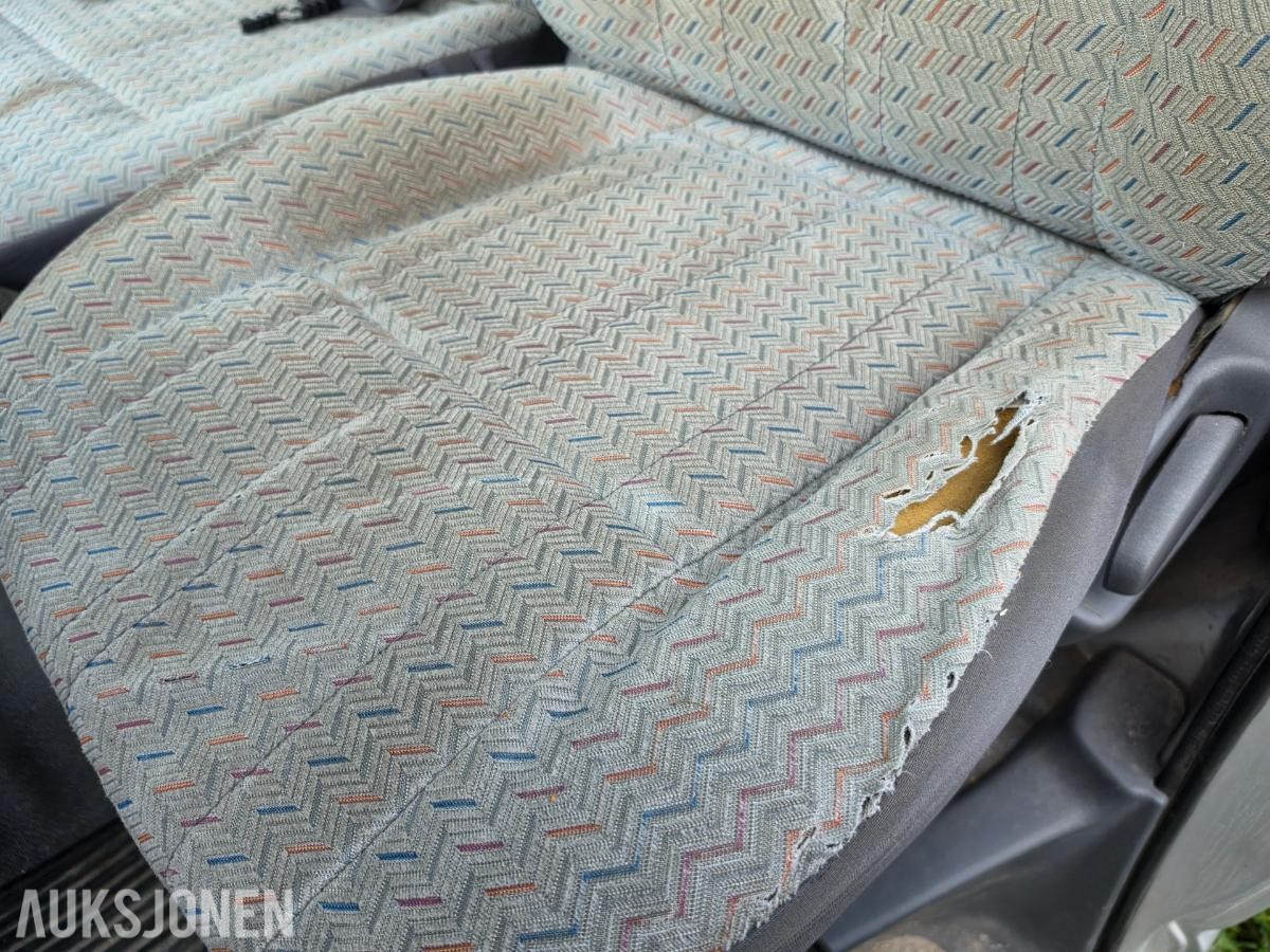 2001 Toyota HiAce 2.4 Diesel 90hk EU ok til 02.2027