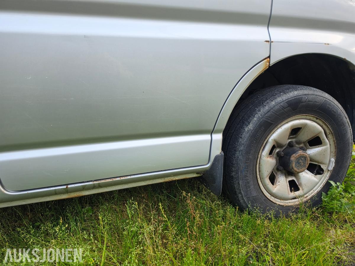 2001 Toyota HiAce 2.4 Diesel 90hk EU ok til 02.2027