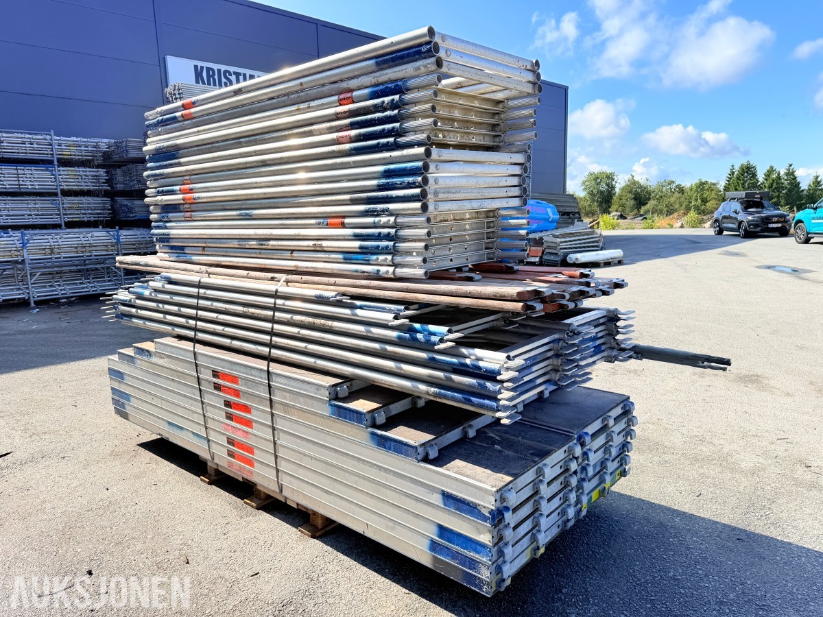 2021 Stillas Layher 118m2
