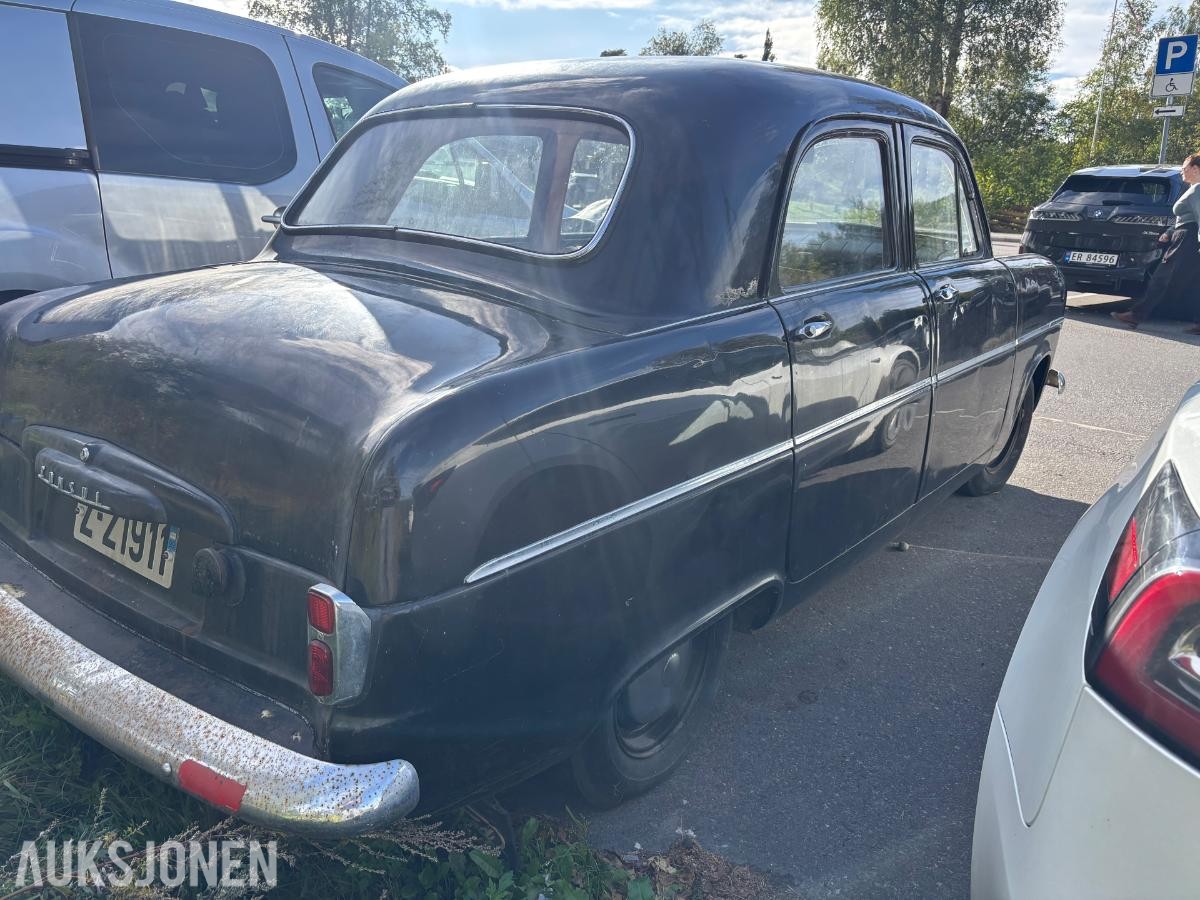 1955 FORD CONSUL ORIGINAL BIL MED HISTORIKK OG DOKUMENTASJON