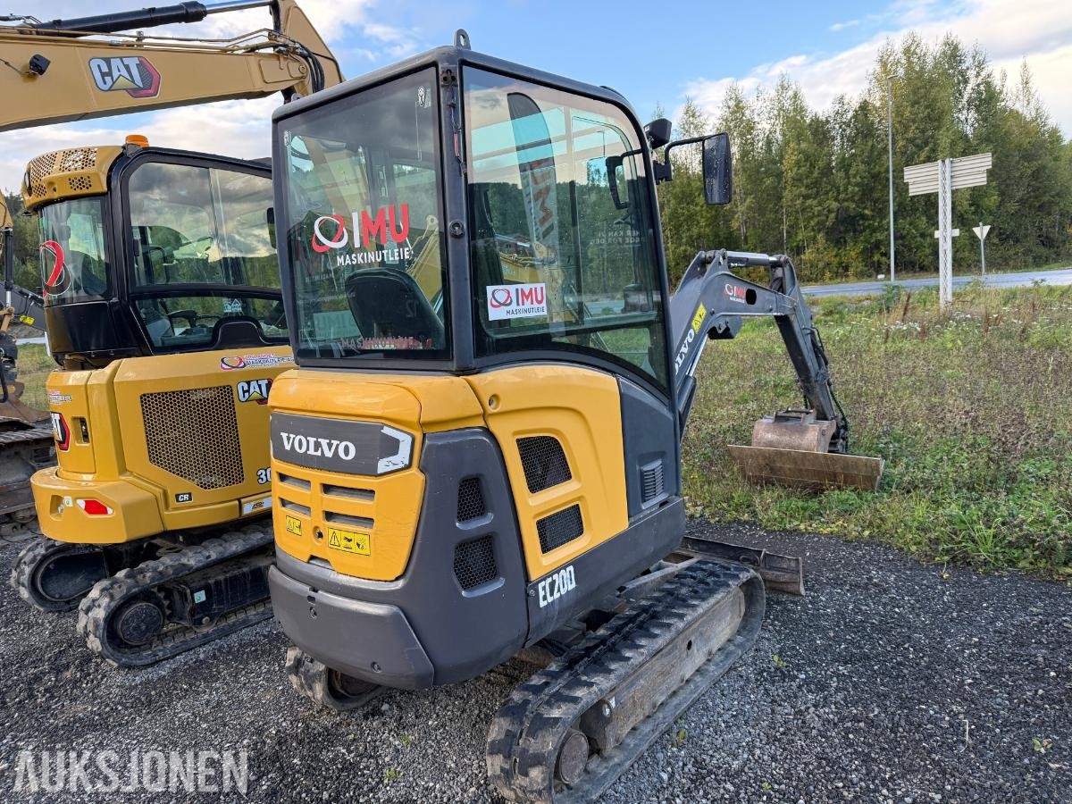 2016 Volvo EC20D Minigraver m/Justerbart understell og 2skuffer