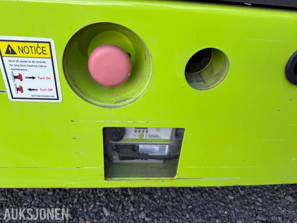 Zoomlion ZS 1012DC Sakselift 11,8m arbeidshøyde Kun 75 timer