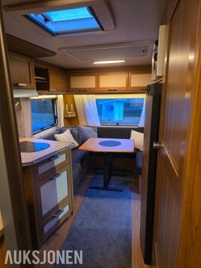 2011 Knaus Royale 680 UFK, 6 sengeplasser, Alde varme