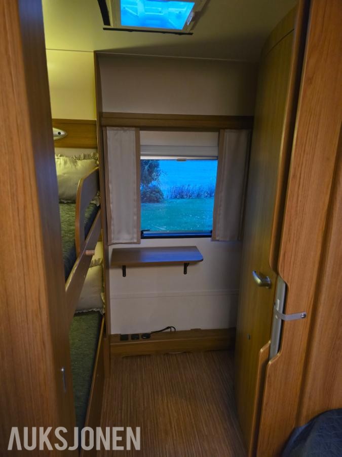 2011 Knaus Royale 680 UFK, 6 sengeplasser, Alde varme