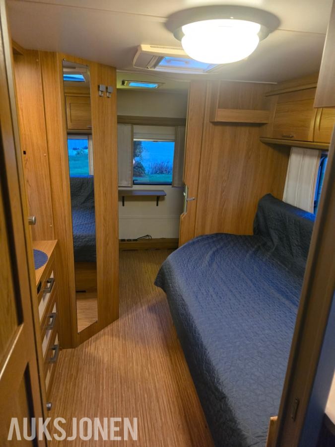 2011 Knaus Royale 680 UFK, 6 sengeplasser, Alde varme