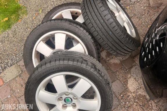 2018 Skoda 15” 195/50-15 5x100 ET43 - Originale Skoda aluminiumsfelger 