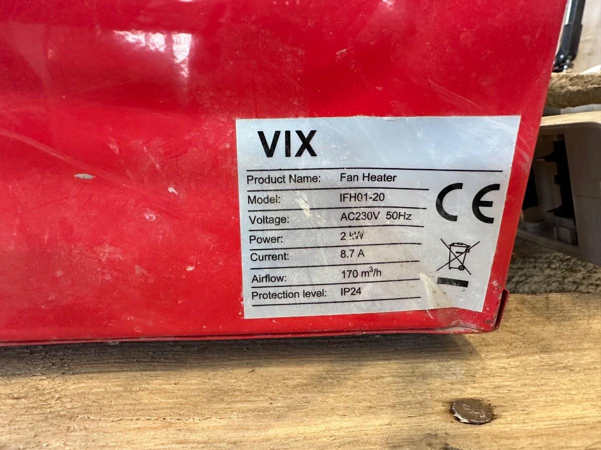 Montolit fliskutter, Eibenstock blandemaskin, Panasonic fugemassepistol og varmevifte