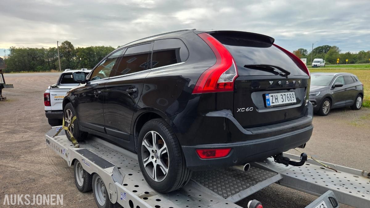 2013 Volvo XC60 2.4-215 D AWD Rep objekt , 188000km