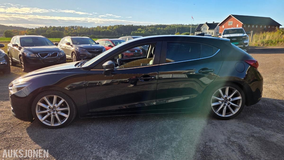 2017 Mazda 3 2.2-150 D Rep objekt - 218000km