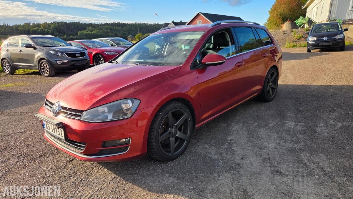 2014 Volkswagen GOLF 1.4-122 Rep objekt , 243000km