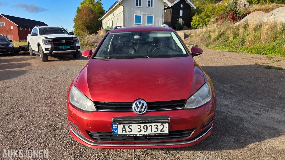 2014 Volkswagen GOLF 1.4-122 Rep objekt , 243000km