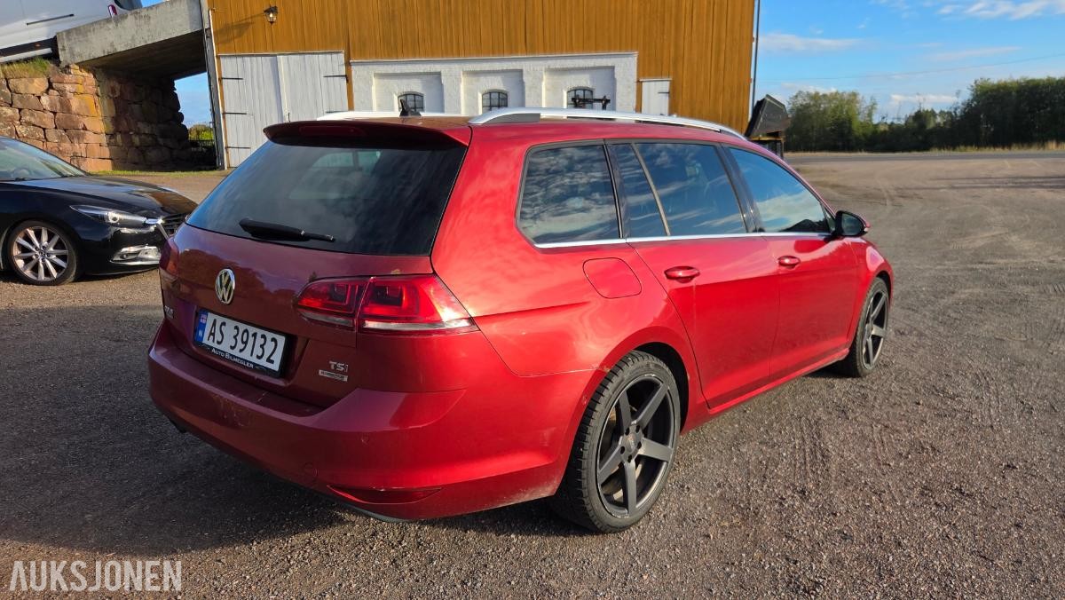 2014 Volkswagen GOLF 1.4-122 Rep objekt , 243000km
