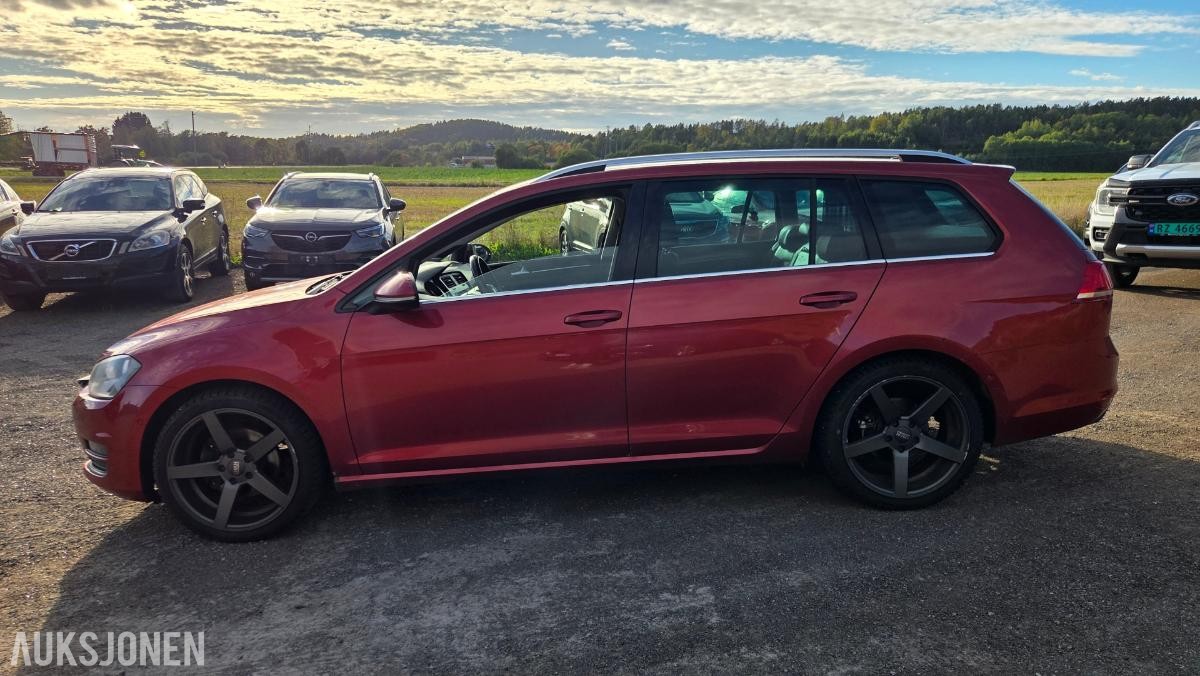 2014 Volkswagen GOLF 1.4-122 Rep objekt , 243000km
