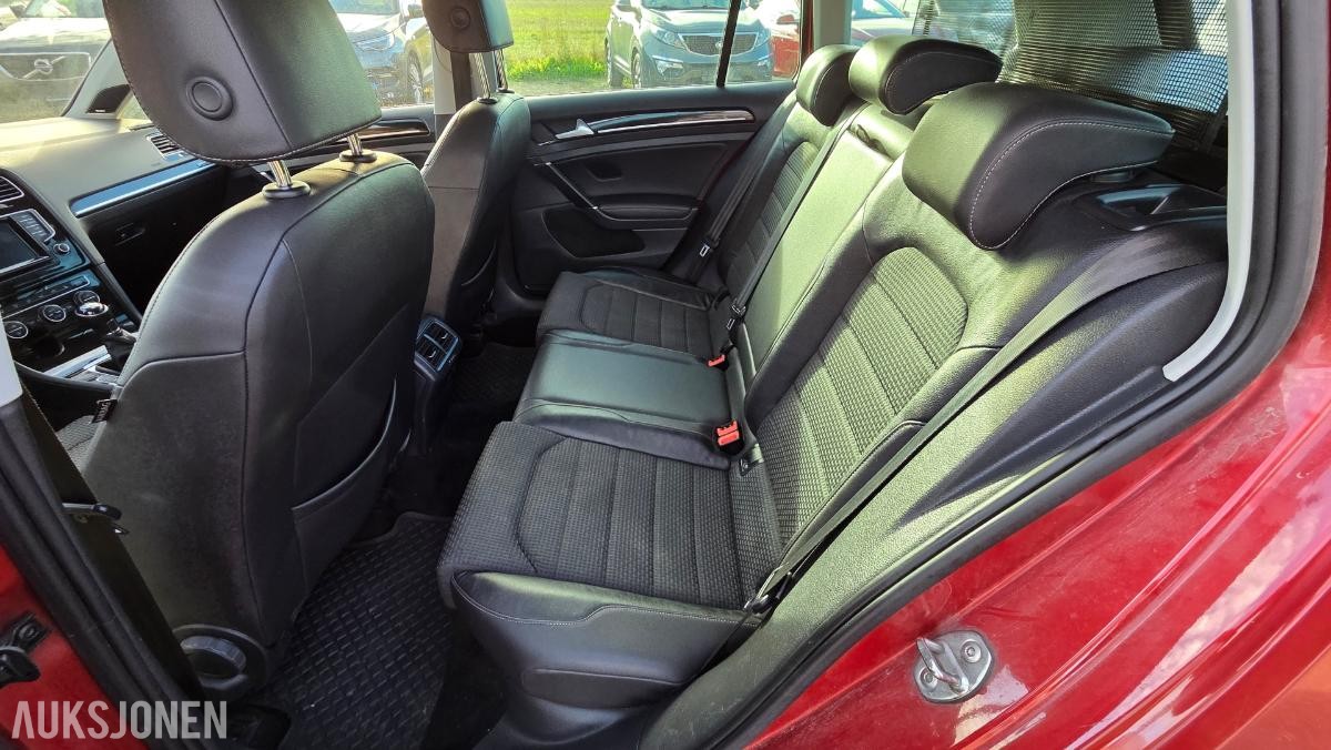 2014 Volkswagen GOLF 1.4-122 Rep objekt , 243000km