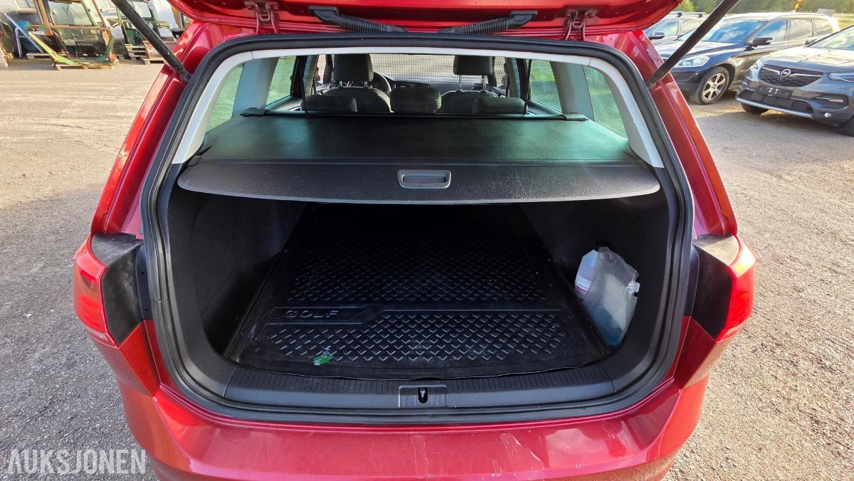 2014 Volkswagen GOLF 1.4-122 Rep objekt , 243000km