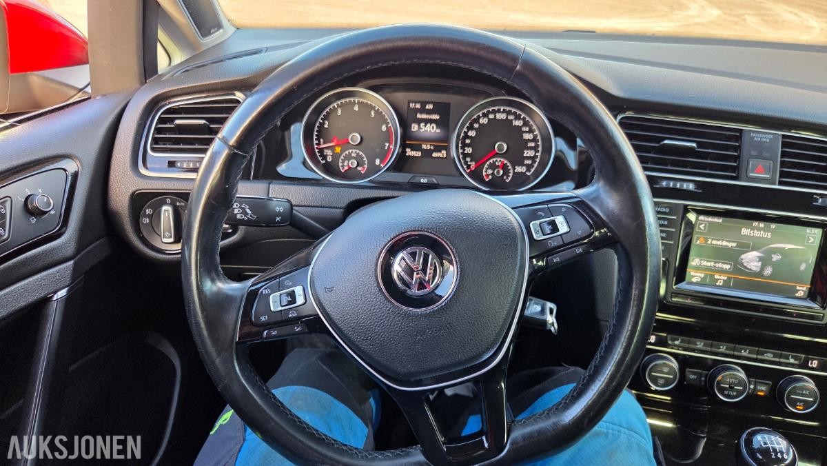 2014 Volkswagen GOLF 1.4-122 Rep objekt , 243000km
