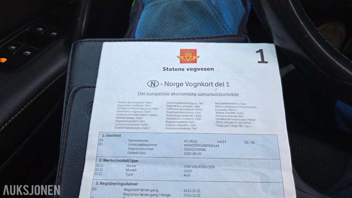 2014 Volkswagen GOLF 1.4-122 Rep objekt , 243000km