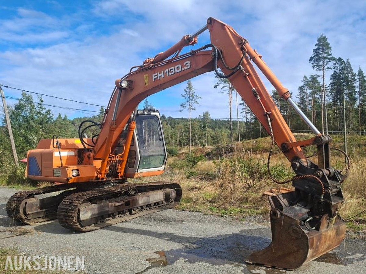 1997 Beltegraver - Fiat-Hitachi FH130, Hydraulisk pusseskuffe, 11843 timer
