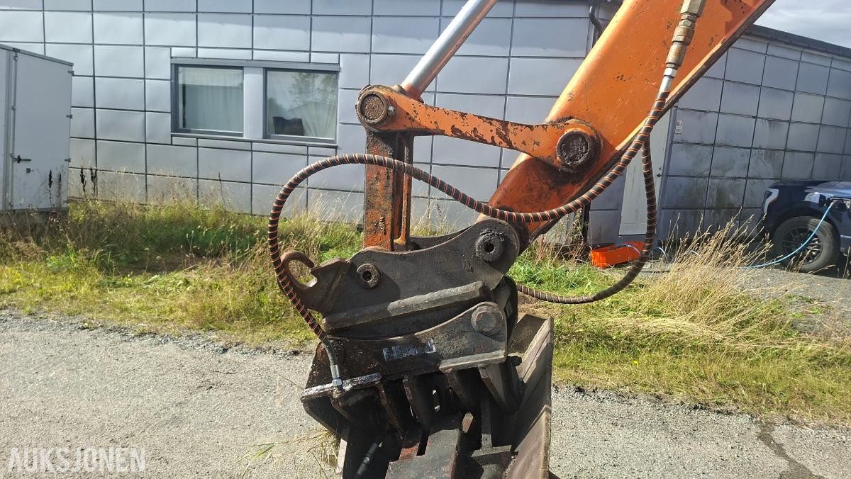 1997 Beltegraver - Fiat-Hitachi FH130, Hydraulisk pusseskuffe, 11843 timer