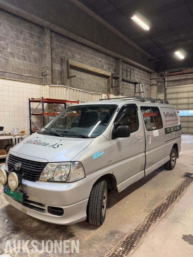 2007 Toyota HiAce, HIACE 2.5-117 D 4WD, 322425km