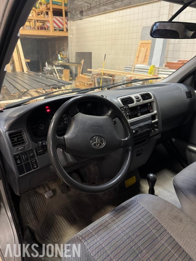 2007 Toyota HiAce, HIACE 2.5-117 D 4WD, 322425km