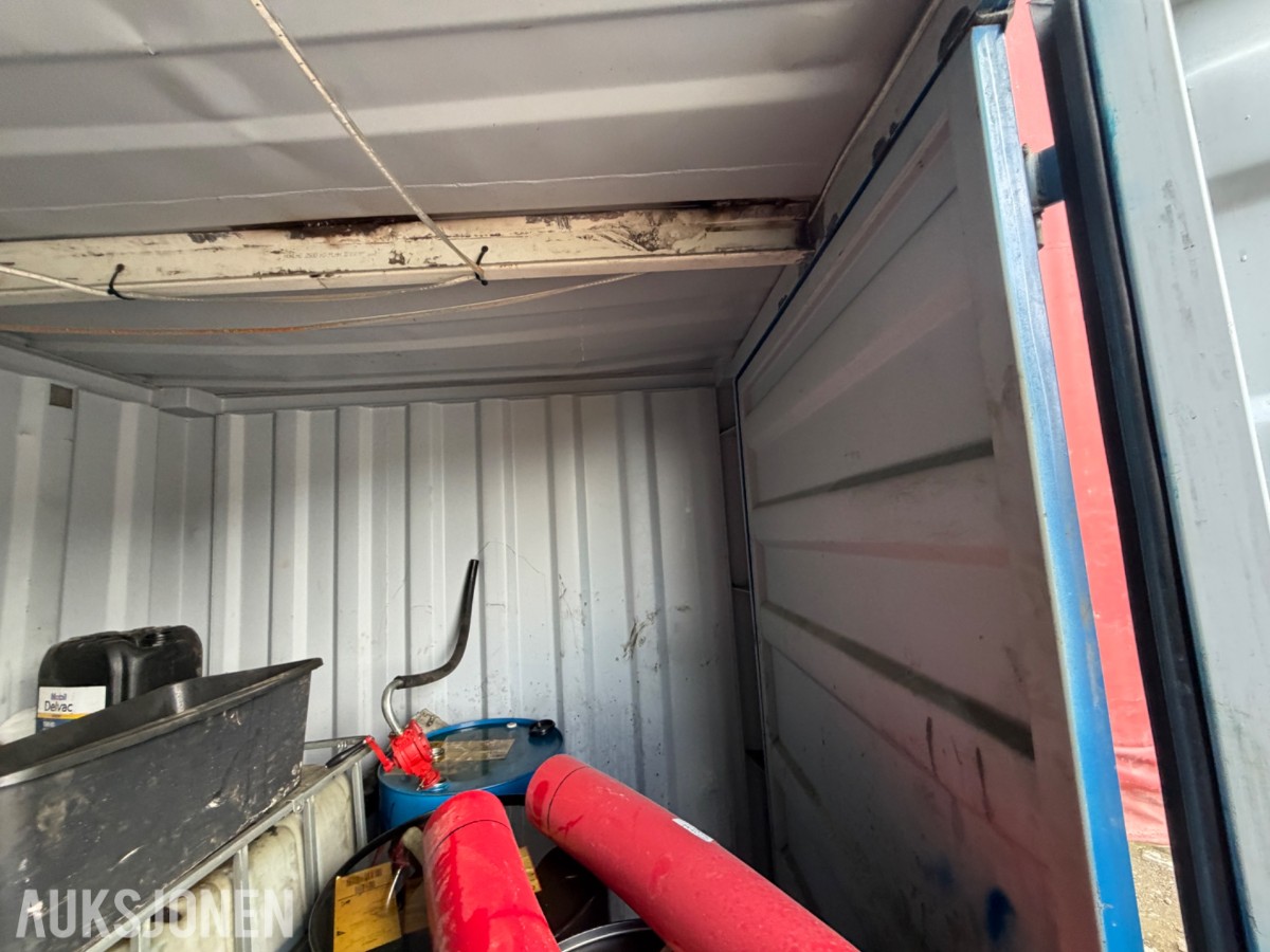 Miljøcontainer Selges med innhold