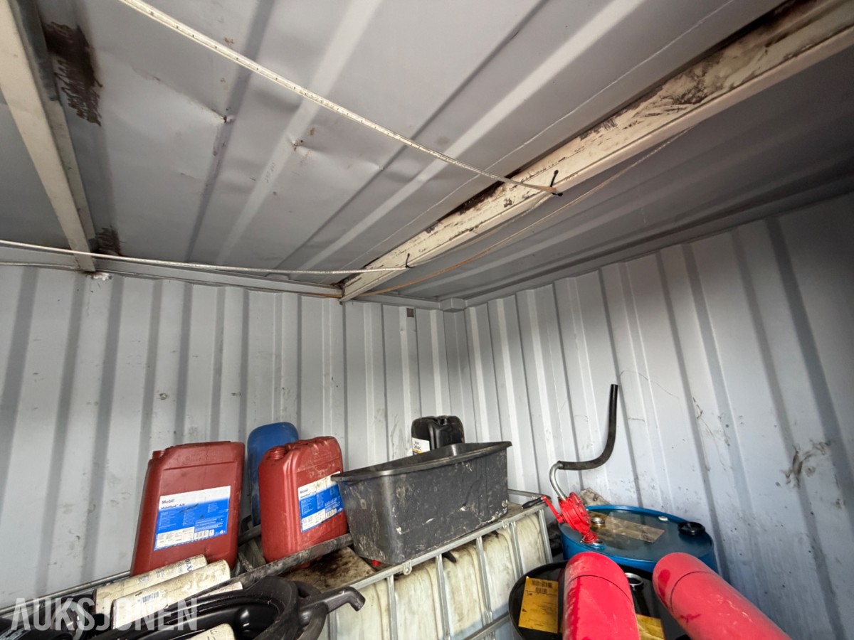Miljøcontainer Selges med innhold