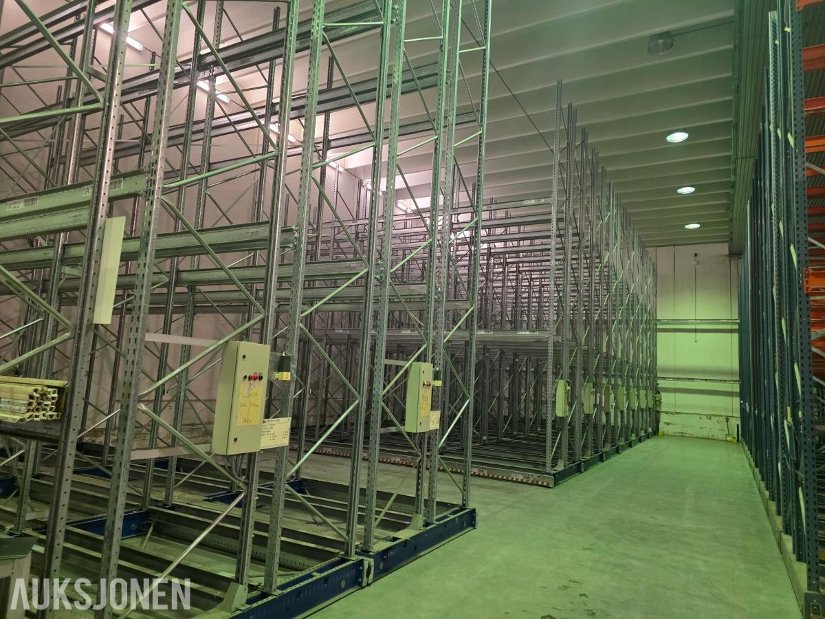 Constructor mobile pallereoler – ca. 1500 pallplasser / 18 doble flyttbare reoler