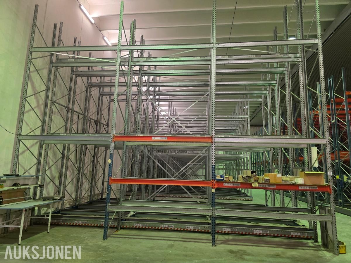 Constructor mobile pallereoler – ca. 1500 pallplasser / 18 doble flyttbare reoler