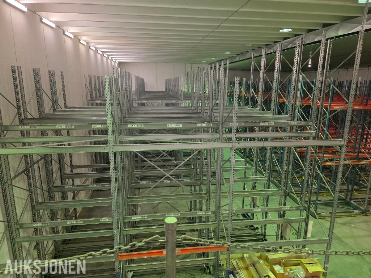 Constructor mobile pallereoler – ca. 1500 pallplasser / 18 doble flyttbare reoler