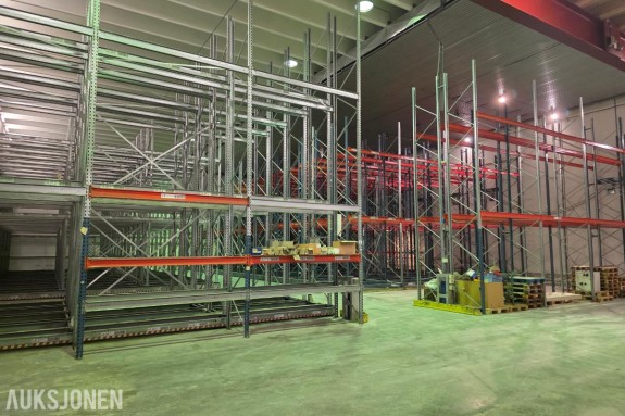 Constructor mobile pallereoler – ca. 1500 pallplasser / 18 doble flyttbare reoler
