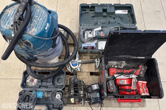 Verktøyparti med Makita støvsuger, Metabo og Milwaukee M18
