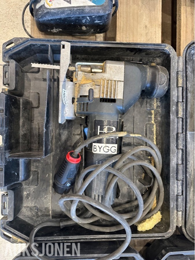 Makita verktøyparti med batteriverktøy, stikksag og fliskutter