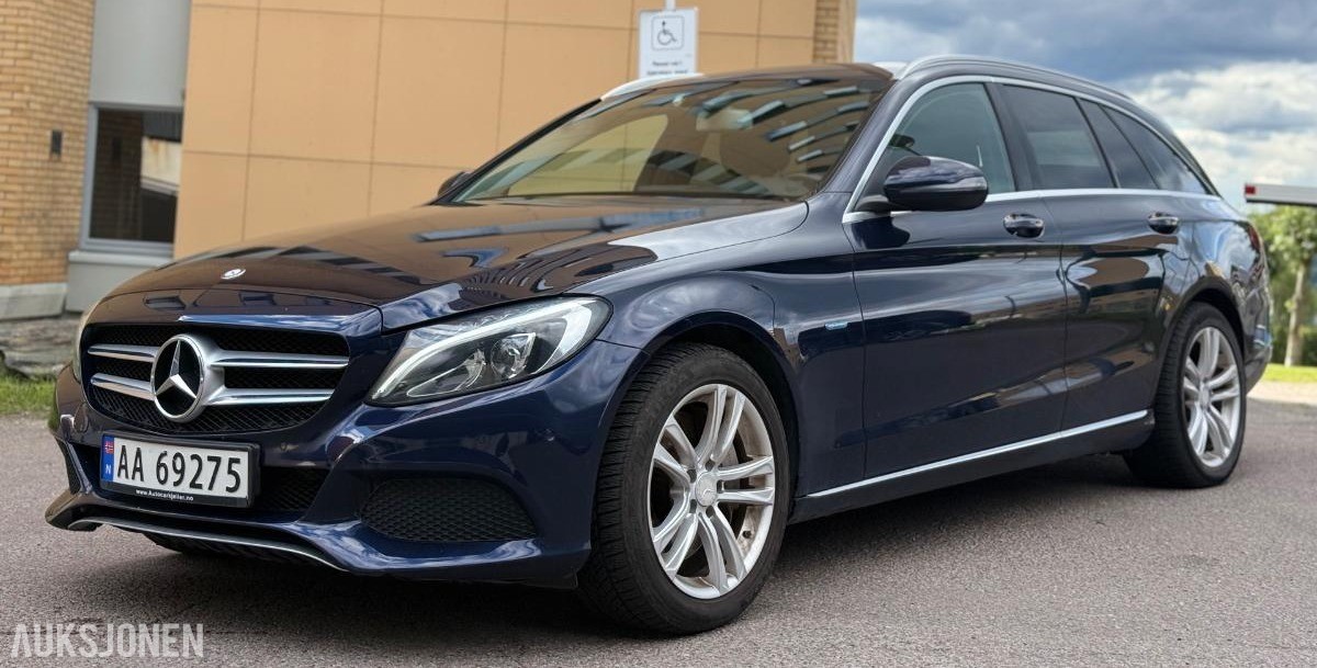 2016 Mercedes-Benz C350E AUTOMAT PHEV KAMERA DELSKINN 