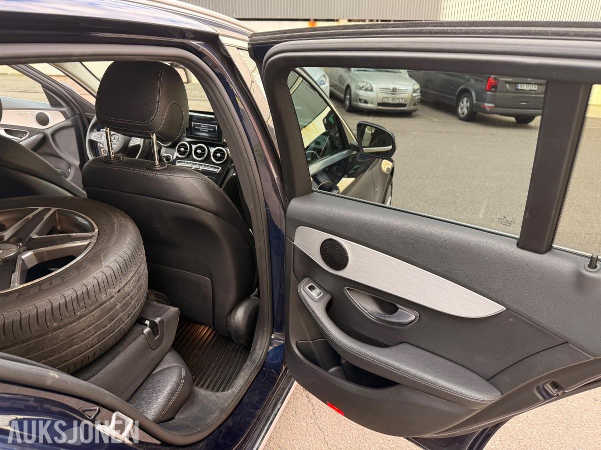 2016 Mercedes-Benz C350E AUTOMAT PHEV KAMERA DELSKINN 
