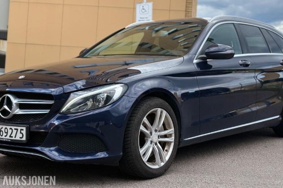 2016 Mercedes-Benz C350E AUTOMAT PHEV KAMERA DELSKINN 