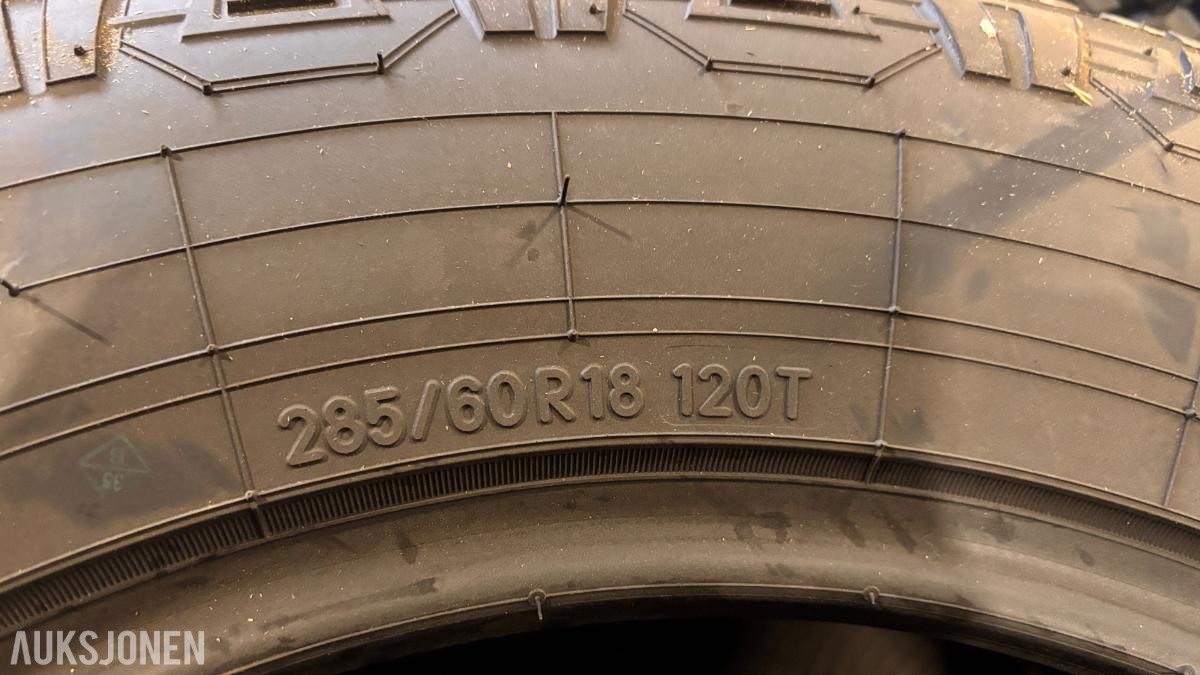 Parti med 24 ubrukte Toyo Open Country A/T Plus – 285/60 R18