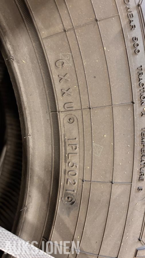 Parti med 24 ubrukte Toyo Open Country A/T Plus – 285/60 R18