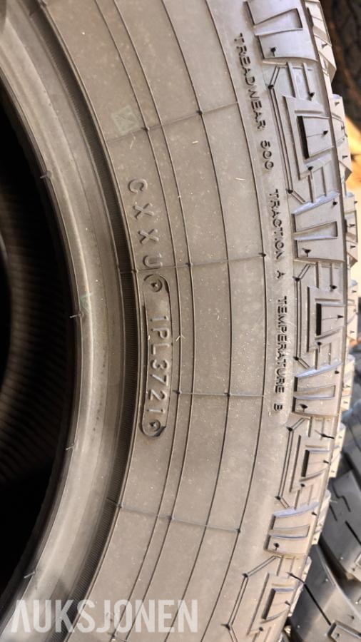Parti med 24 ubrukte Toyo Open Country A/T Plus – 285/60 R18