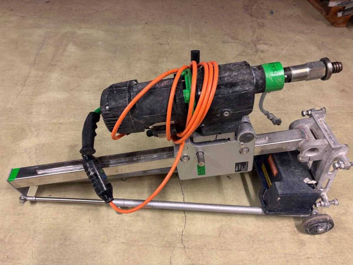 Dr. Schulze D-400 ES kjerneborstativ med bormotor