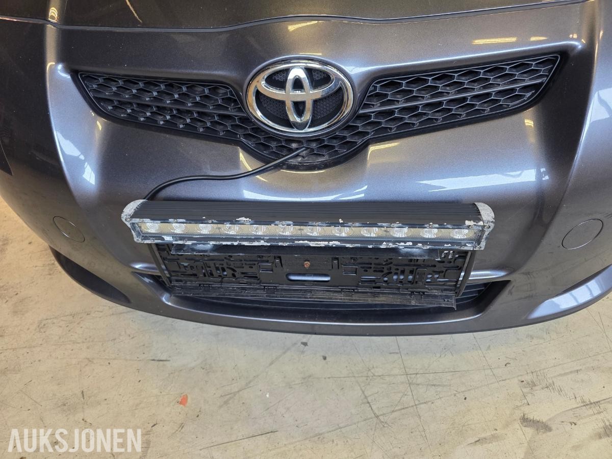 2008 TOYOTA AURIS 1.4 D MMT HENGERFESTE NAVIGASJON