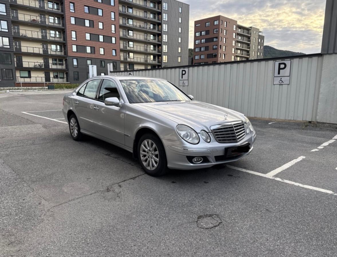 2007 Mercedes-Benz E-Klasse E 200 CDI 2.1 D 136 HK AUT CRUISE KLIMA 